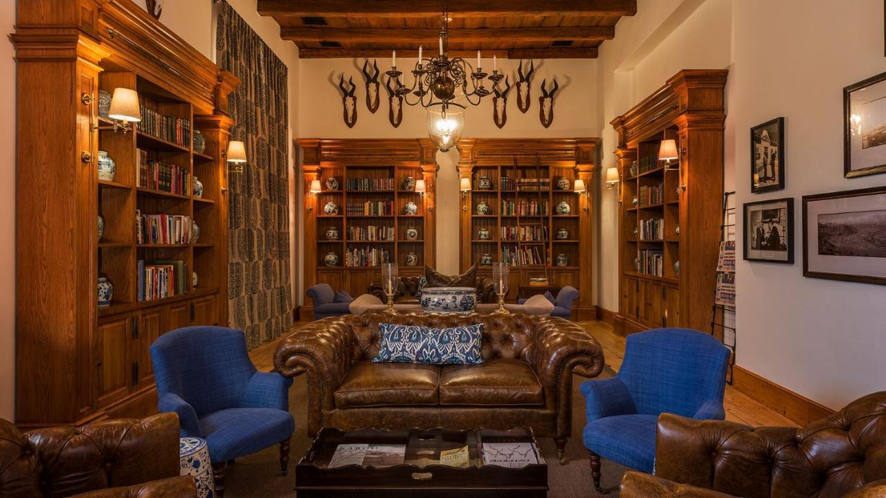 Drostdy Hotel Graaff Reinet Bagian luar foto Library