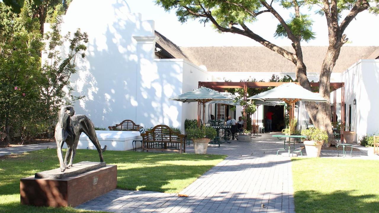 Drostdy Hotel Graaff Reinet Bagian luar foto The restaurant at the Stellenbosch University Faculty of Art